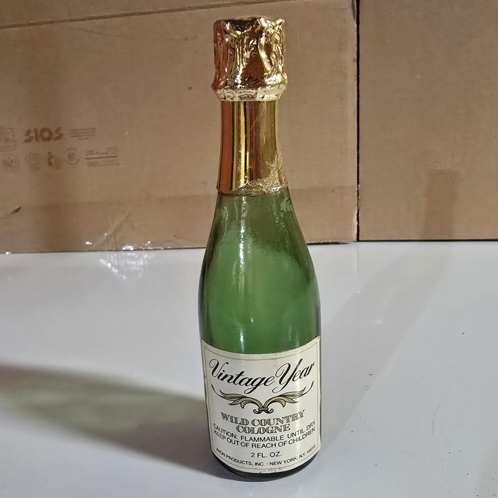 Avon Vintage Year Wild Country Cologne‎ Champagne Bottle Decanter 2 oz EMPTY
